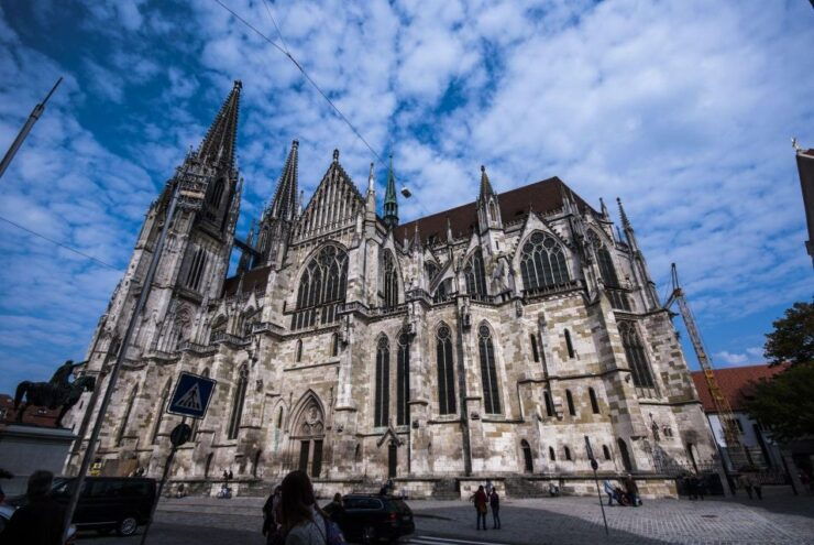 Regensburg: Private Christmas Market Tour - Activity Details