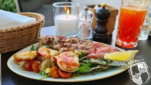 Regensburg: Private Tour With Italian Wines and Food Tasting - Common Questions