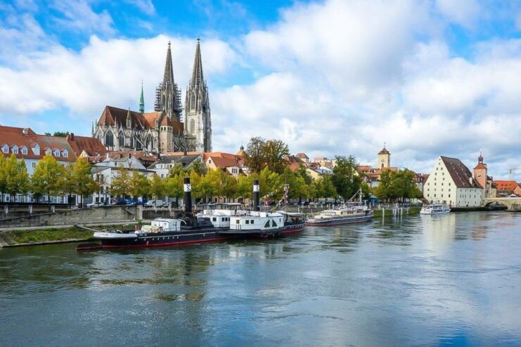 Regensburg: Private Walking Tour With Professional Guide - Experience Highlights