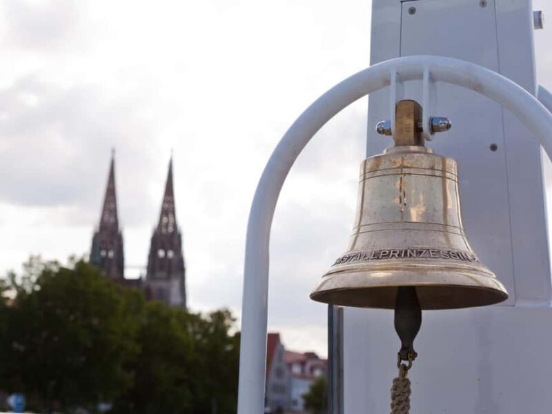 Regensburg: Sightseeing Boat Tour to Walhalla - Good To Know