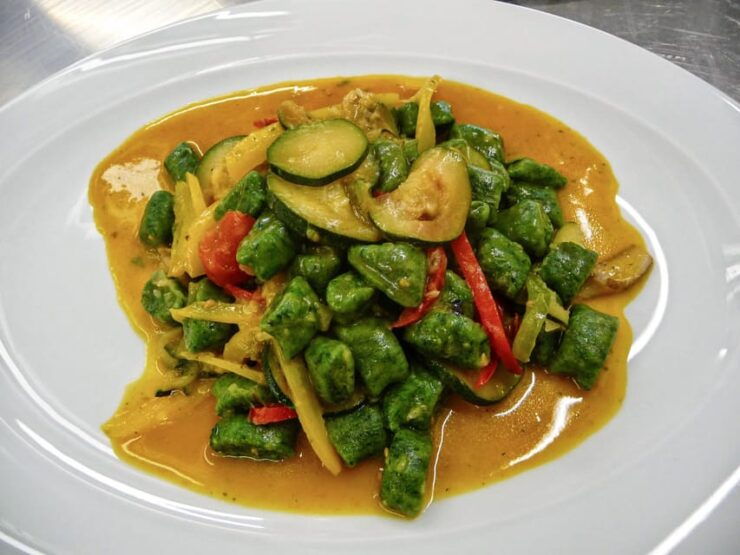 Regensburg: Special Wine & Food Tasting at Paradiso Da Carlo - Key Points