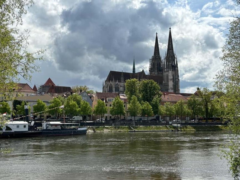Regensburg Unveiled: Through Its People, Art and Flavors - Why Choose This Tour?