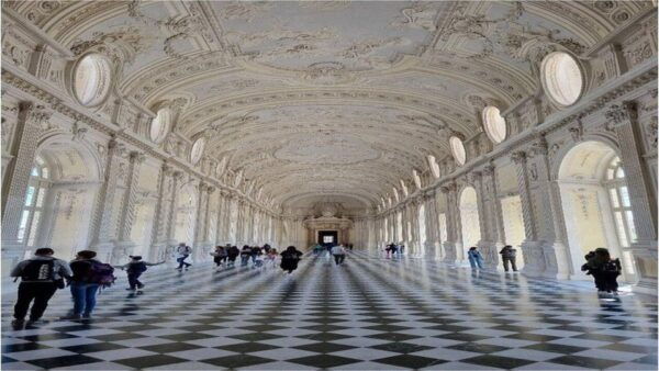 Reggia Di Venaria and Rivoli Castle - Experiencing Turins Cultural Gems