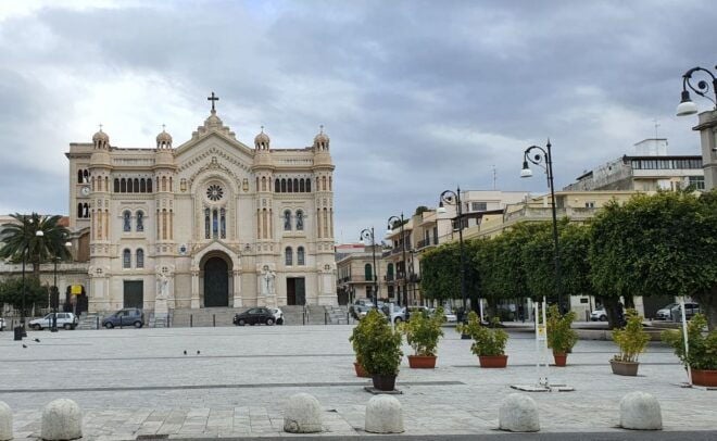 Reggio Calabria: Private Guided City Highlights Walking Tour - Highlights