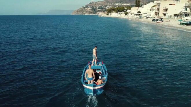 Reggio Calabria: Private Wooden Vintage Boat Tour - Cancellation Policy