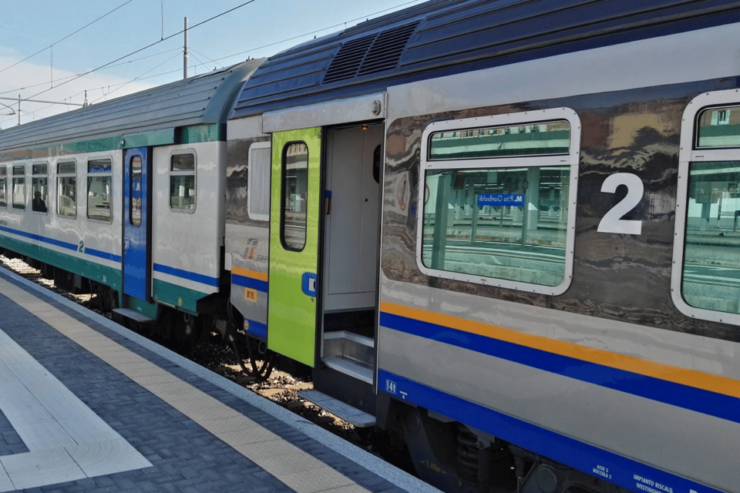 Reggio Di Calabria: Train From/To Airport - Good To Know