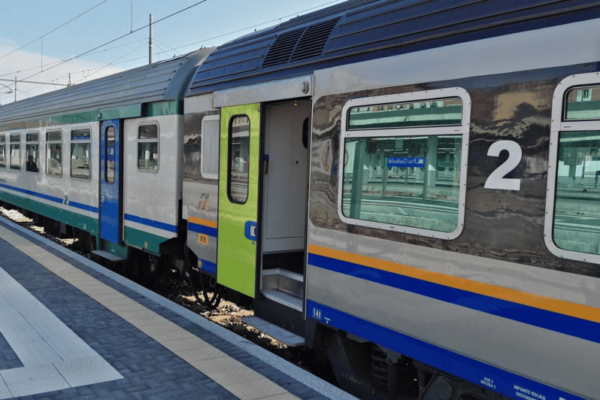 Reggio Di Calabria: Train From/To Airport - The Sum Up
