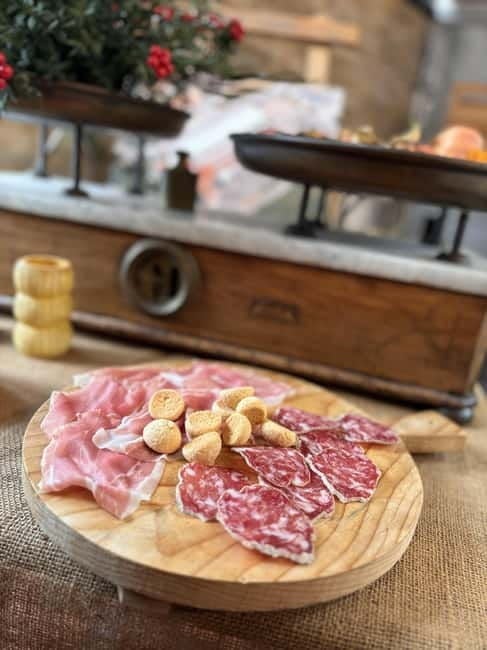 Reggio Food Tour: Parmigiano, balsamic, cured meats & wines - Detailed Breakdown of the Itinerary