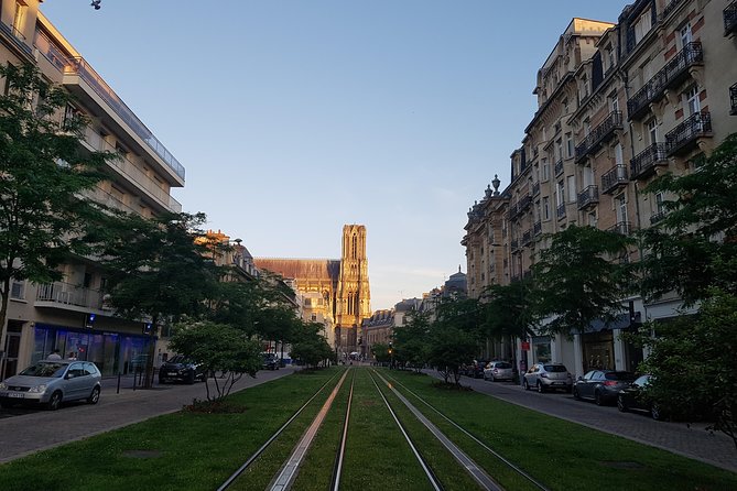 Reims Heritage and Champagne Tastings ! - Directions