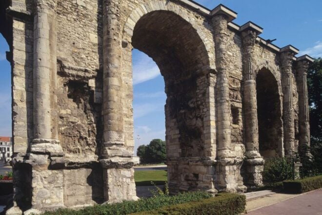 Reims: Self-Guided Highlights Scavenger Hunt & Walking Tour - Important Information