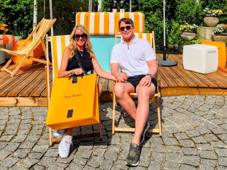 Reims: Veuve Clicquot Tasting Private Tour in Champagne - Pricing Details