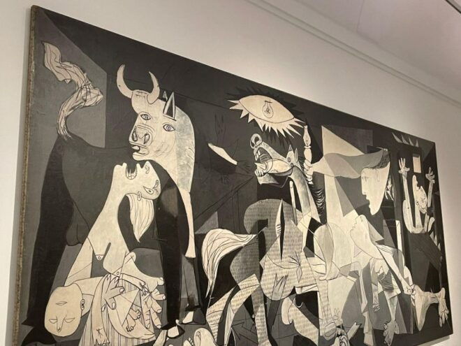 Reina Sofía Museum Guided Tour With Ticket and Skip the Line - Highlights