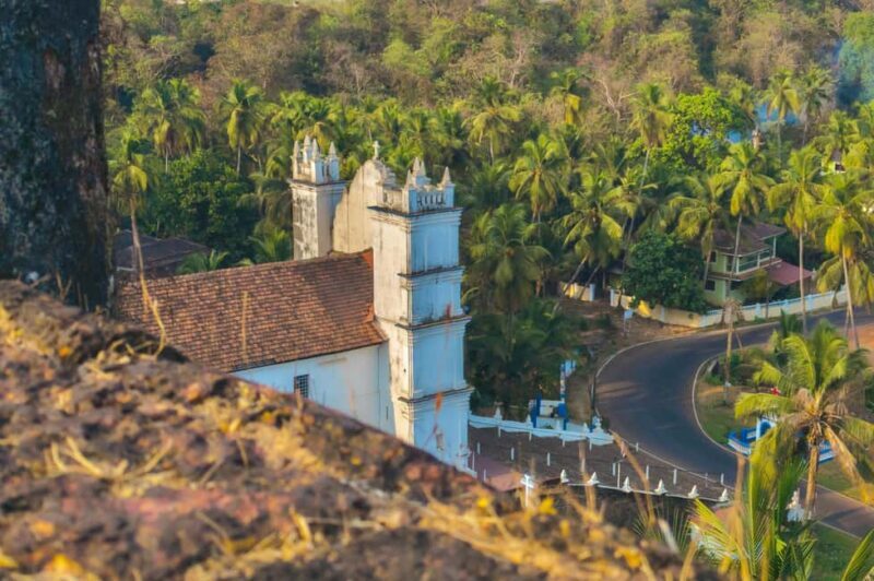 Reis Magos: Fierce Battles To Freedom Ballads | Fort Walk - Scenic End and Traditional Goan Lunch