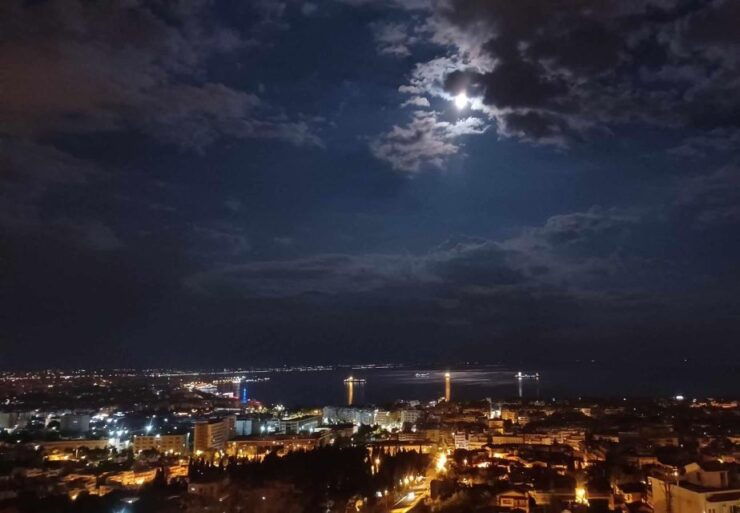 Relax Inside a Traditional Hammam and Uncover the Nightlife - Pricing and Duration