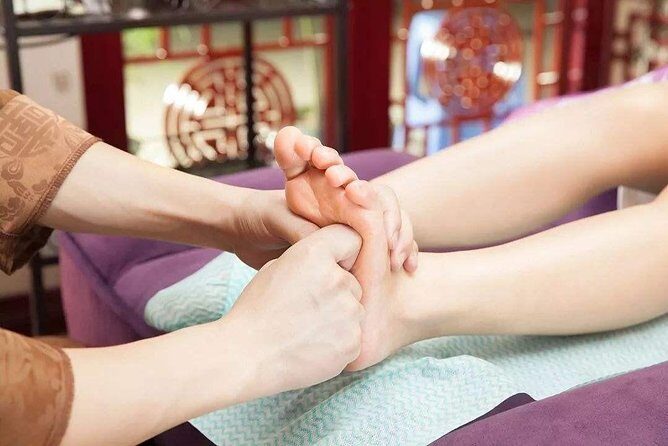 Relax Private Tour to Enjoy Chinese Traditional Massage - Who Should Consider This Tour?