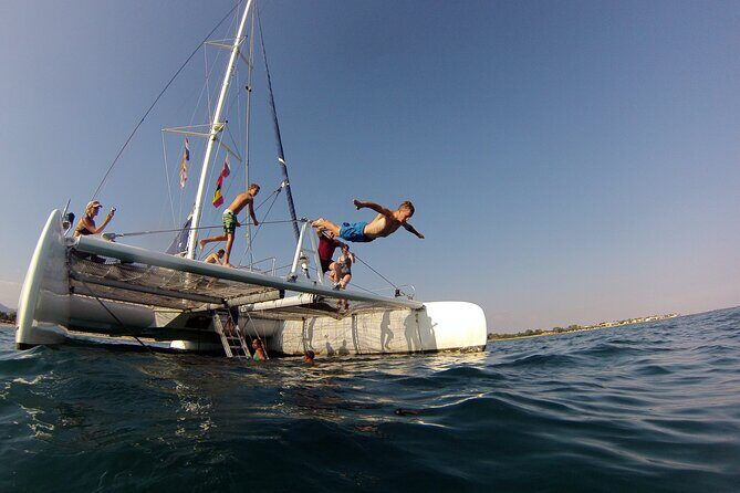 Relax Sailing Catamaran along the Costa Daurada - FAQ