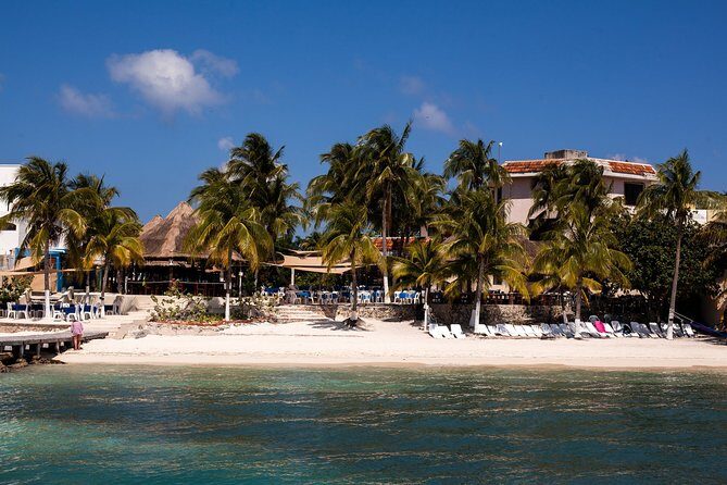 Relax yourself in Pleasure Catamaran to Isla Mujeres from Cancún - Practical Aspects and Considerations