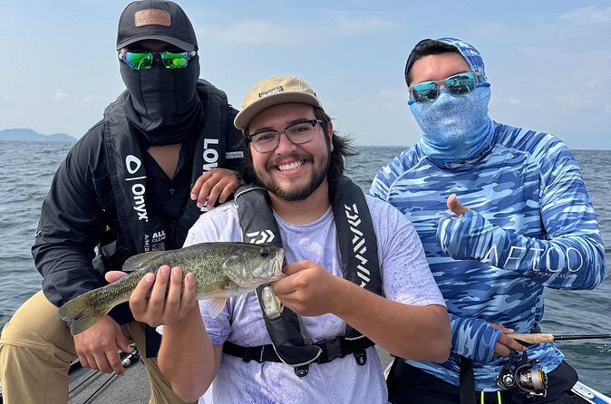 Relaxed 4 hour bass fishing experience at Lake Biwa for 3 people - Who Will Love This Experience?