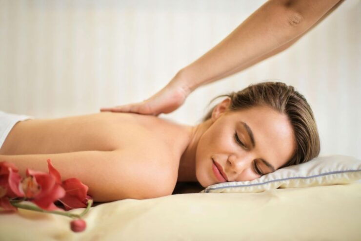 Relaxing Massage With Volcanic Stones - Benefits of Volcanic Stone Massage