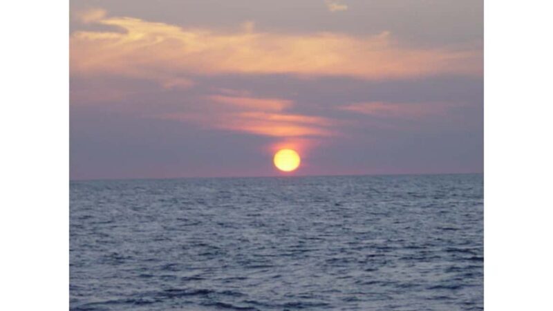 Relaxing Sunset/Evening Cruise in Newport Beach - FAQ