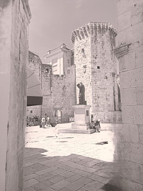 Relaxing walking tour Split - Experience Overview: What This Tour Offers