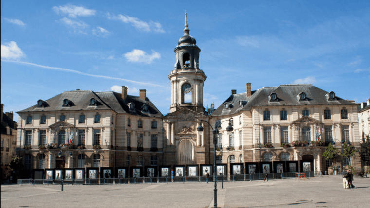 Rennes Gourmet Food Walking Tour : Taste Britannys Flavors - Market and Lunch Activities