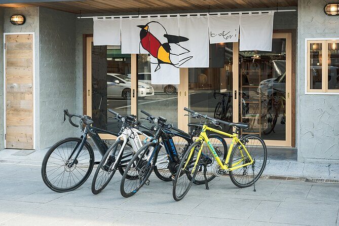 Rent a bike Let's go see the sunflowers in Mannou Town with an electrically assisted e-bike!Introducing Recommendation routes for sunflower producers. - Exploring Kagawa’s Sunflower Fields on an Electric Bike