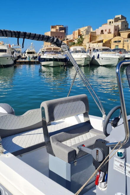 Rent a Boat for a Full Day in Castellammare Del Golfo in August 2024 Q20 - Additional Services