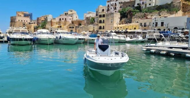 Rent a Boat for Half a Day in August 2024 in Castellammare Del Golfo Q20 - Office and Meeting Point