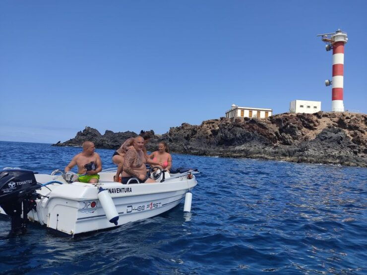 Rent a Boat With No License, Self Drive - Benefits of Self-Driving Option