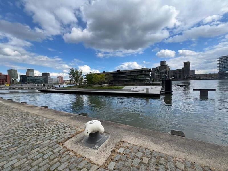 Rent a Canoe in Rijnhaven, Rotterdam - An In-Depth Look at Rent a Canoe in Rijnhaven