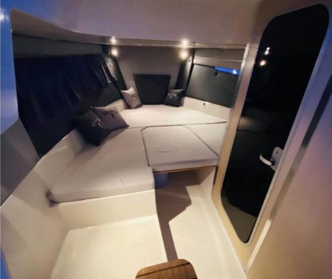 Rent Barca Dylet 85 and Explore the Aeolian Archipelago. - Private Tour Services