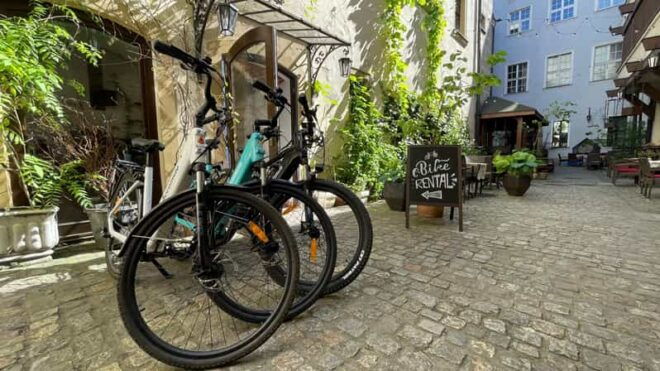 Rent EBIKE - Explore Wrocław on Electric Bike - Cycling Infrastructure and Environment