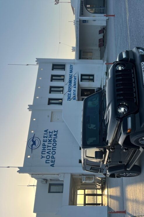 Rent Exclusive Jeep Wrangler 4x4e in Naxos - Activity Description