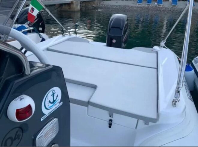 Rent Gommone G6.3 Ode Mer to Explore the Aeolian Archipelago - Boat Specifications and Features