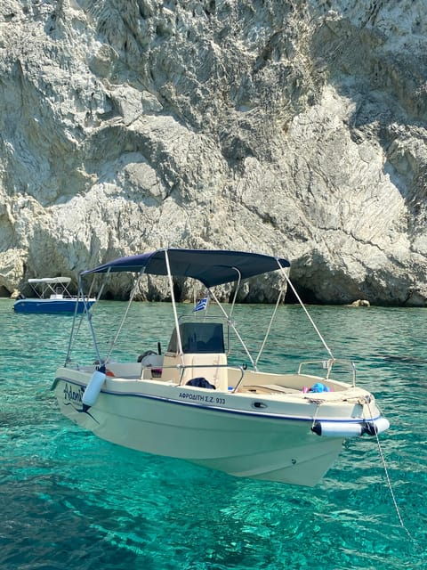 Rent Your Own Boat With No License Required - Whats Included in Your Rental