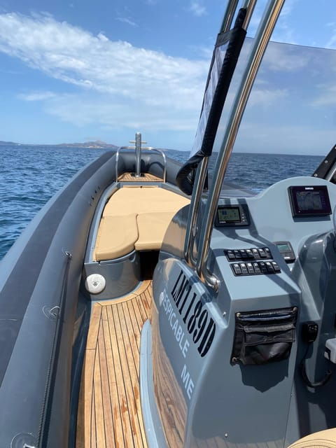 RENTAL BOAT, ARCHIPELAGO OF LA MADDALENA WITH A LUXURY RIB - Boat Features