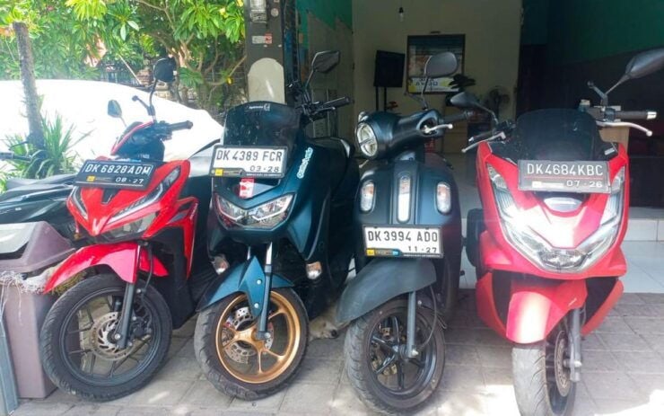 Rental Scooter or Motorbike In Bali Free Local Sim Card - Good To Know