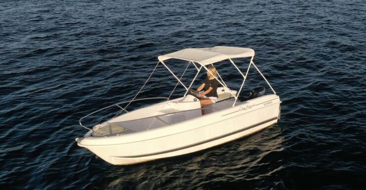 Renting a Boat Without a License - Pricing Information