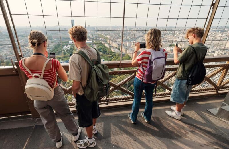 Reserved Access Eiffel Tower Tour Trocadero & Champagne - Good To Know