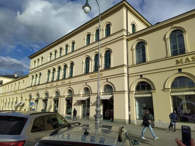 Residence of Munich Private Tour With Skip the Line Ticket - Important Notes