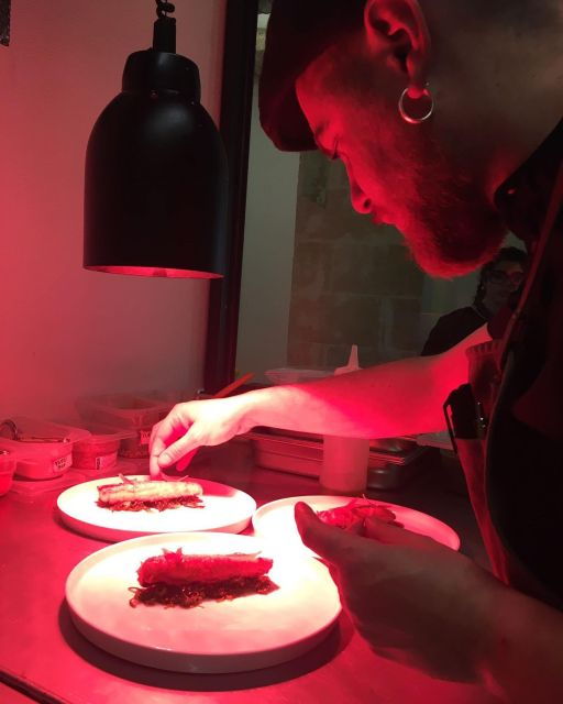 Resistory: History, Art and Craft Beer With a Private Guide - Highlights of the Experience