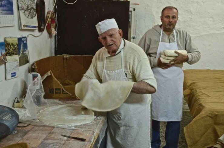 Rethymno: Old Town Walking Tour With Meal & Phyllo Workshop - Activity Details
