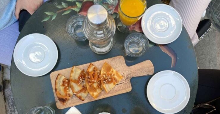 Rethymno: Old Town Walking Tour With Meal & Phyllo Workshop - Experience