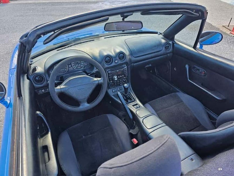 Rethymno: Ride with a Mazda MX5 cabrio 1991 for 12 hours - Good To Know