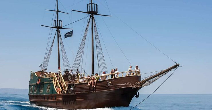 Rethymno: Sunset Cruise on a Wooden Pirate Boat - Highlights of the Sunset Cruise