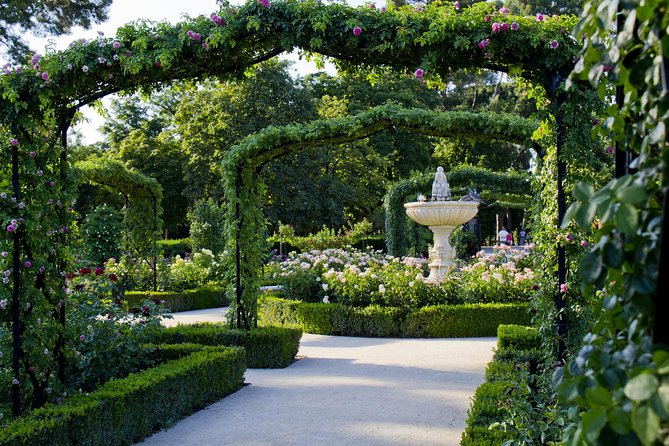 Retiro Park Bike Tour- Get Transported to the XVI Century - Cancellation and Changes Policy