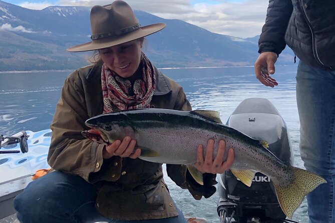 Revelstoke Full-Day Boat and Fishing Trip With Shore Lunch - Good To Know