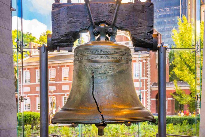 Revolution and the Founders: History Tour of Philadelphia - Historic Landmarks: Liberty Bell and Independence Hall