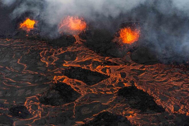 Reykjavik: 45-Minute Volcano Sightseeing Helicopter Tour - Highlights